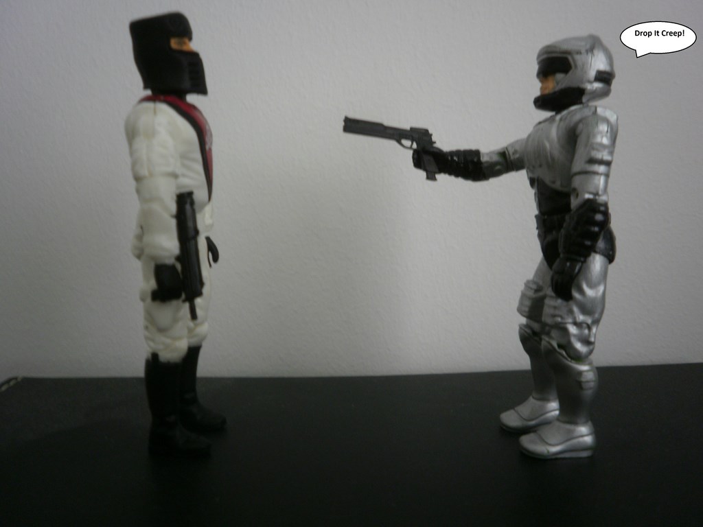 Robocop x [1024x768].JPG