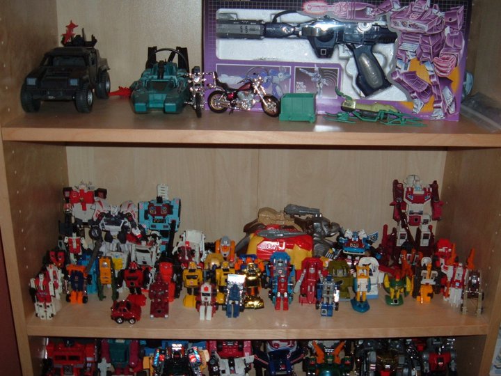 transformers-collection-autobot-collection-shockwave-boxedtransformers-display.jpg