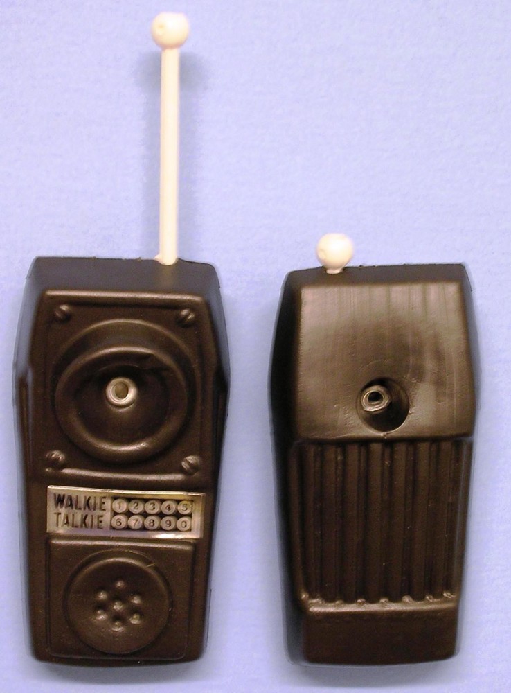 Action Force Communications & Code Kit - Walkie Talkies - Front & Back.JPG