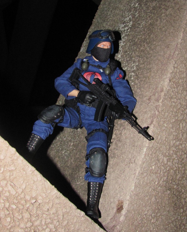 lookout11small.jpg