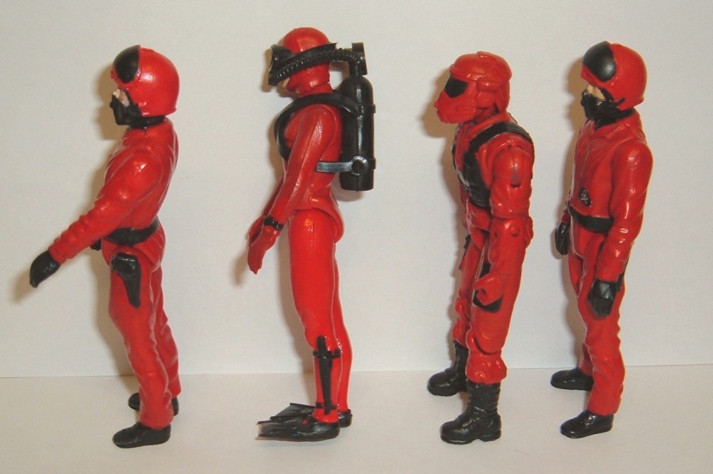 Red Shadow Trrops Side.JPG