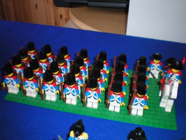 Pirate soldiers (600 x 450).jpg